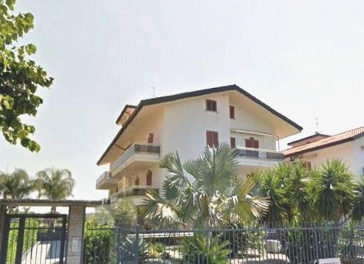 Casa Vacanze Thea Джардини-Наксос Экстерьер фото